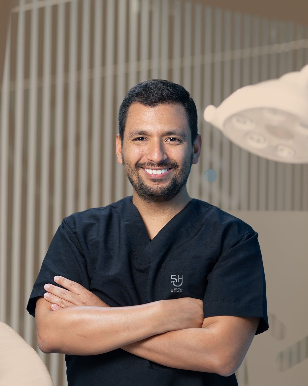 Dr. Edwin Suárez